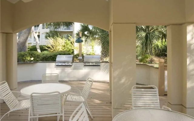 Windsor Place 303 by RedAwning