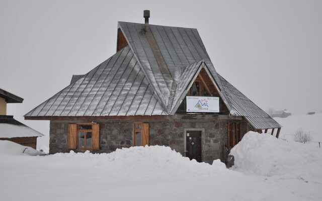 House Of The Sun Gudauri