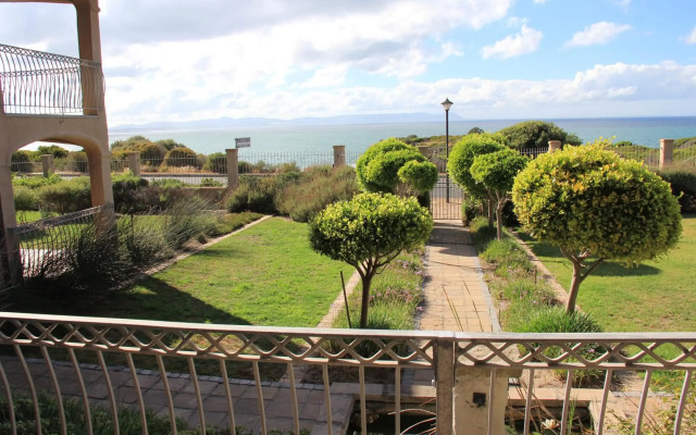 On the Cliff Guest House