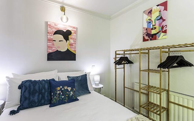 Stylish Highgate Haven Apartment