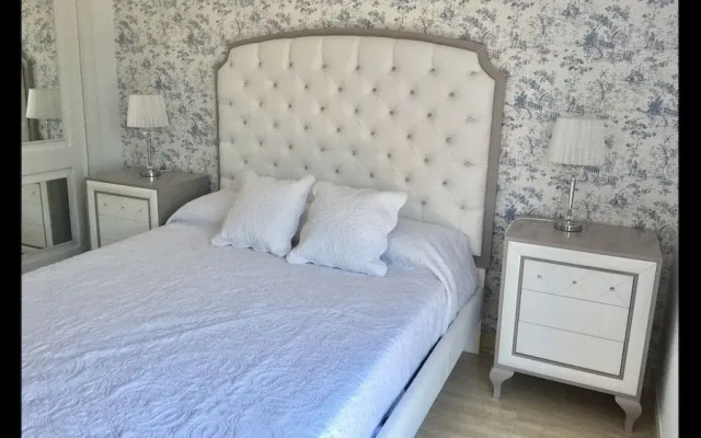 MI CAPRICHO C11 luxury apartment by the Sea