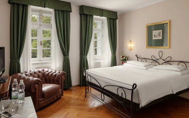Hotel Roma Prague - Image 4