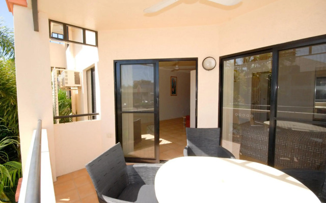 City Plaza Apartments
