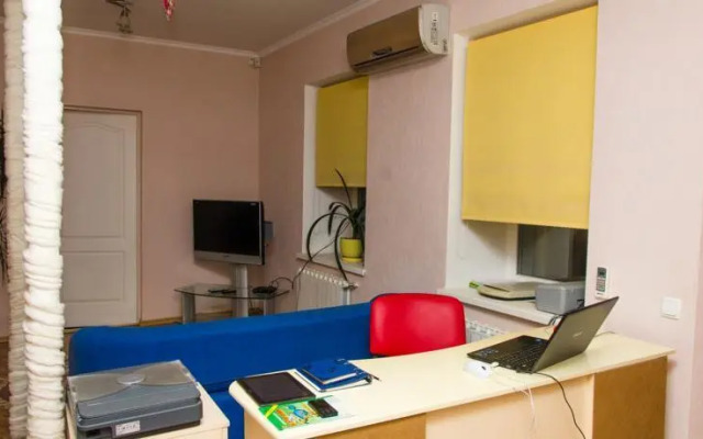 Art - Hostel