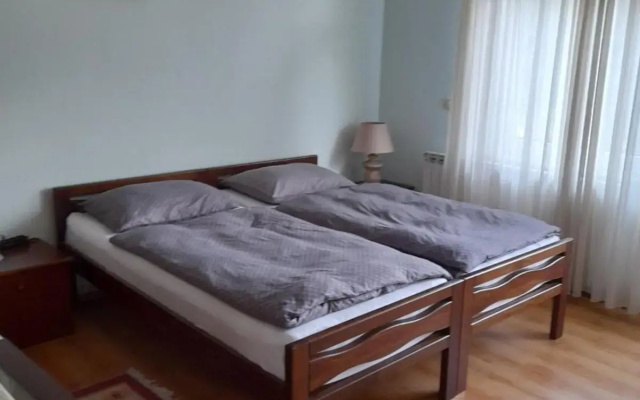 Apartment Mirjana