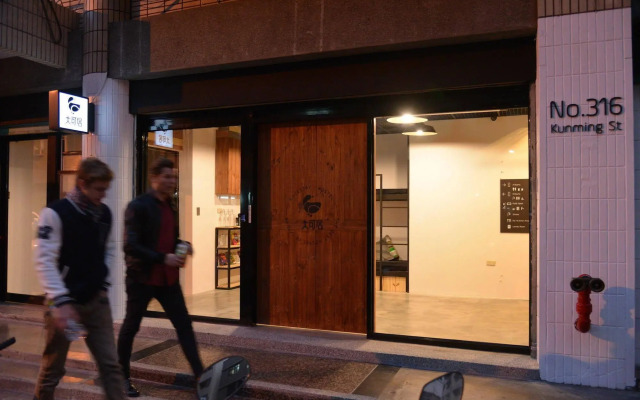 Meetingmates Hostel