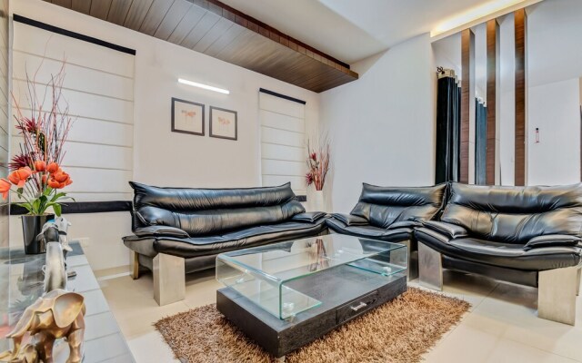 OYO 14502 Hotel Hill View Guest House Hitech City
