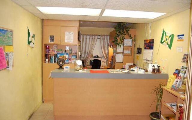 Sand Castle Suites Motel