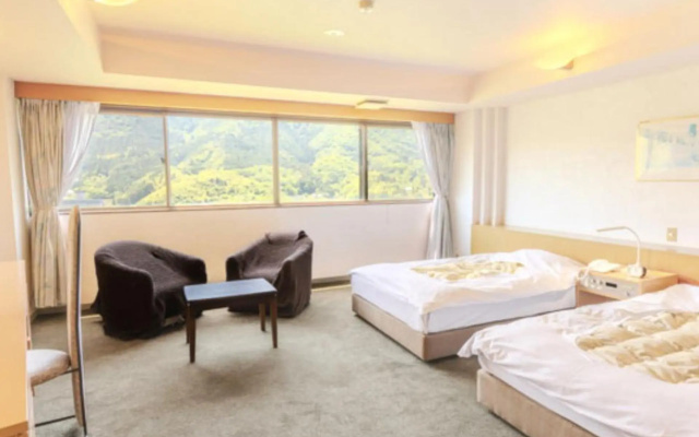 Hotel Second Stage – Guest Rooms – Takamatsu