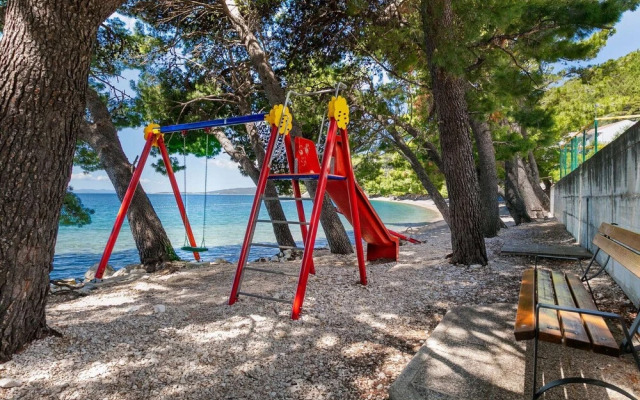 Contemporary Apartment in Drvenik With Balcony