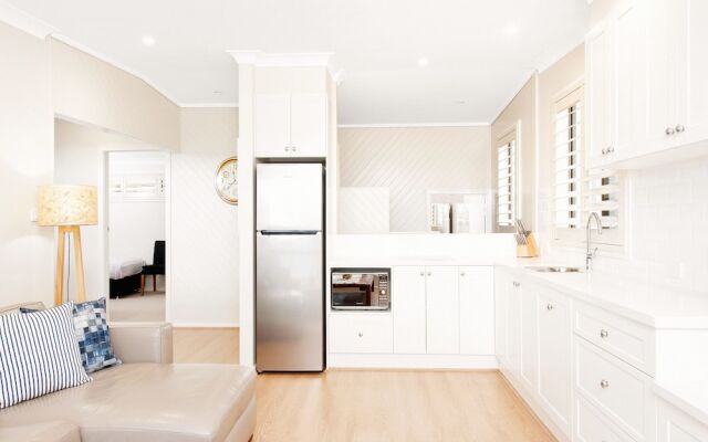 Whispering Sands at Corlette - 2