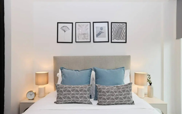 The Southwark Heights -modern 3-bedroom Flat With City Views