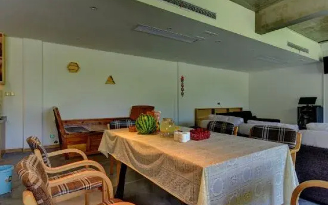 Jidu Leisure Holiday Hostel