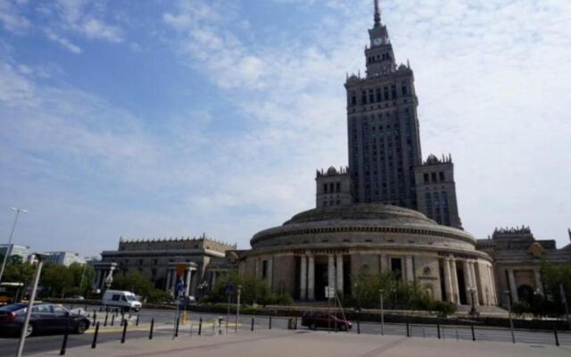 Pańska : city centre . Air conditioning .