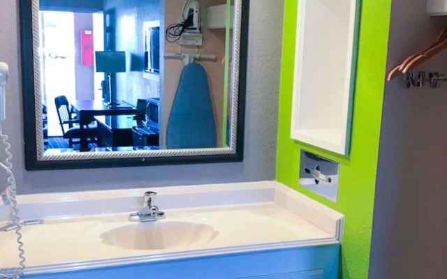 Magnuson Hotel Virginia Beach