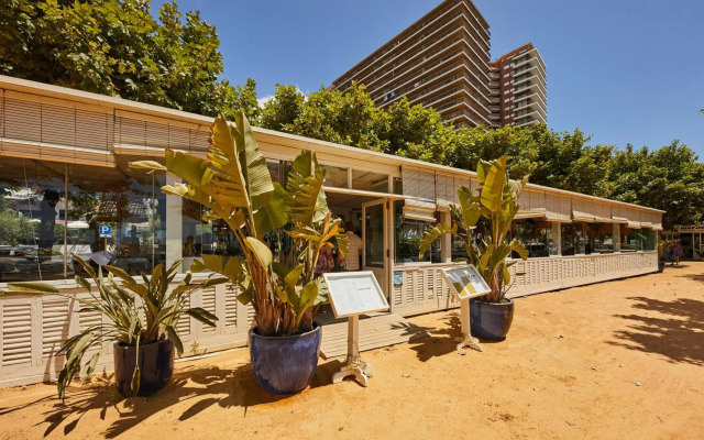 Hotel Trias