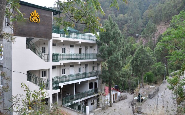 OYO 13463 Home Studio Valley view Kumarhatti