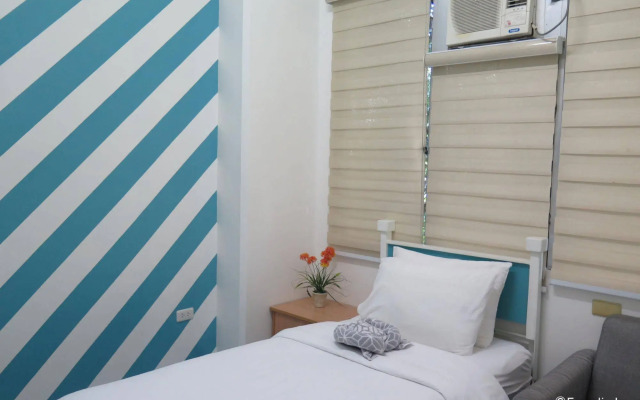 Alicia Tower Residences - Adult Only - Hostel