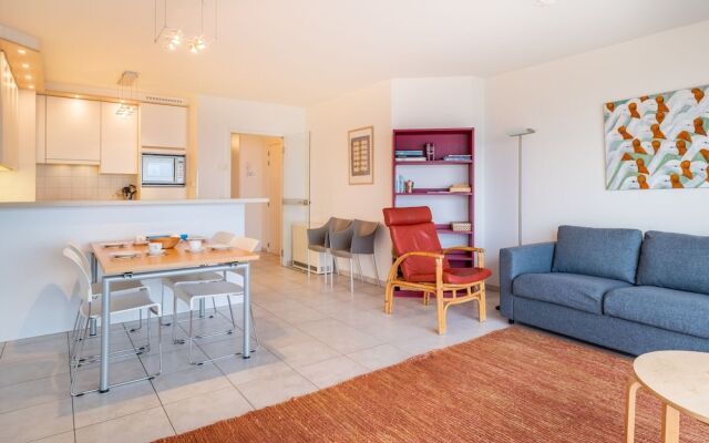 Les Petrels Apartment in Koksijde With Balcony