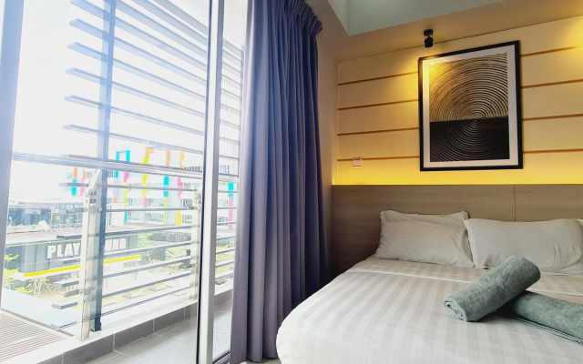 Aeropod 2 Queen Bed Near Airport & KK city Free Parking Netflix – Guest Rooms – Kota Kinabalu