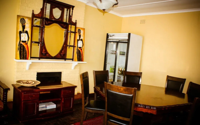 River-Ridge Guest House