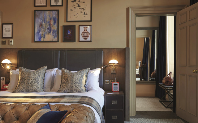 Kimpton Charlotte Square by IHG