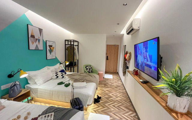 Apple 1 Hotel Queensbay