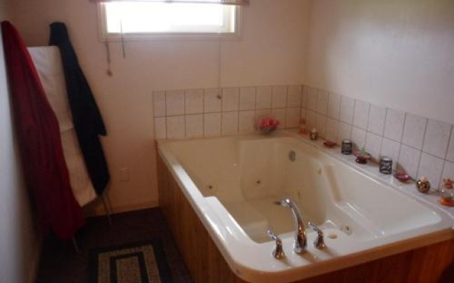 Silver Birch Motel