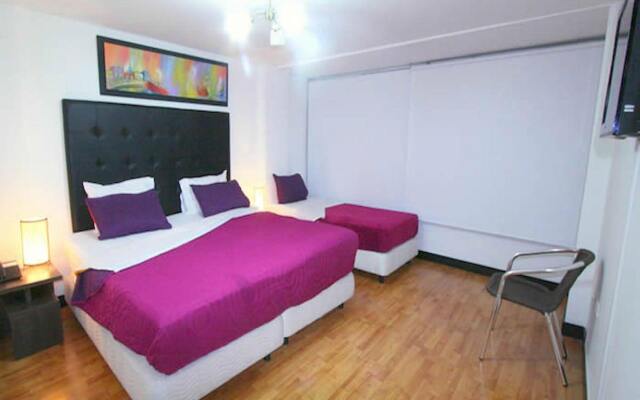 Hotel Lemus Plaza