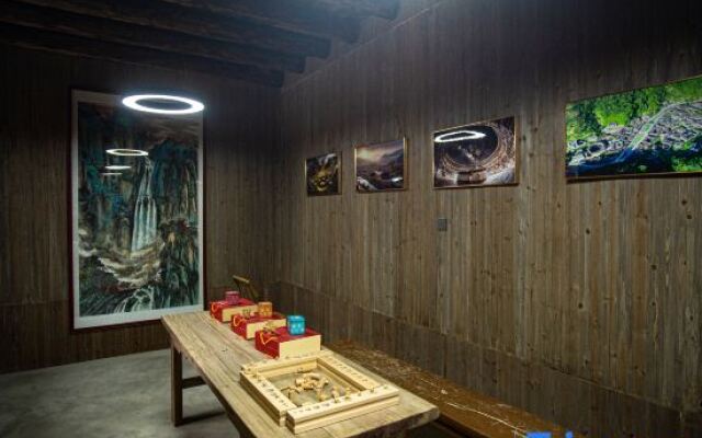 Xinsu Changrong Tulou Cultural Homestay (Yunshui Ballad Shop)