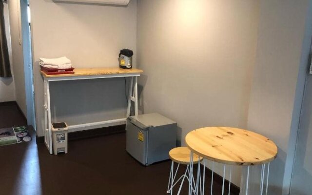 Checkin68 Chiangmai Hostel & Rooms