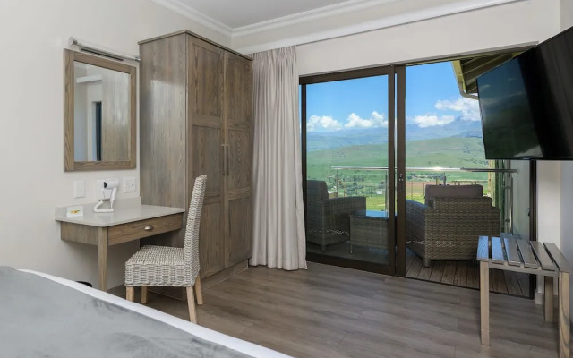 Cayley Mountain Resort