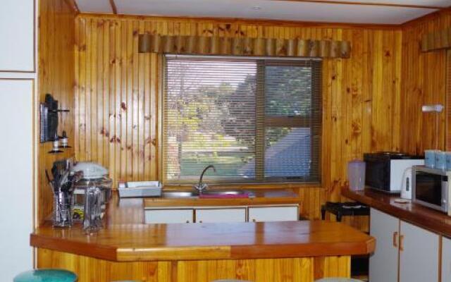 Tertia's Logcabin