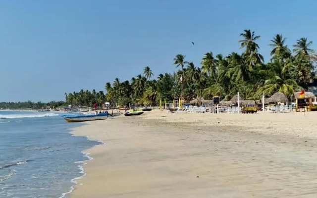 Lucky Beach Resort
