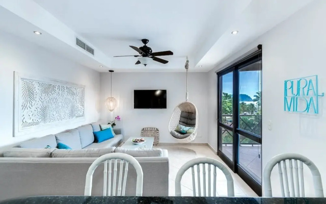 Tropical Retreat for Families or Small Groups