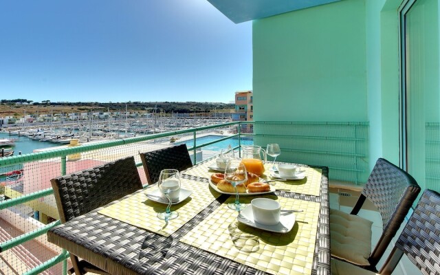 Marina Sea Residence Apartment