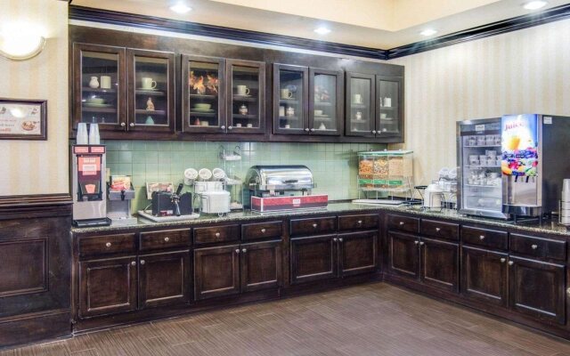 Comfort Inn & Suites El Dorado