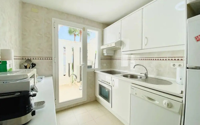 Duplex 3 Bedroom Top Floor F-3