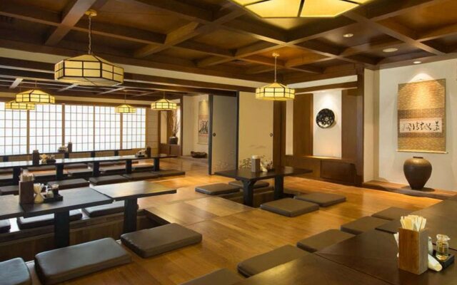 Delonix Hotel Karawang