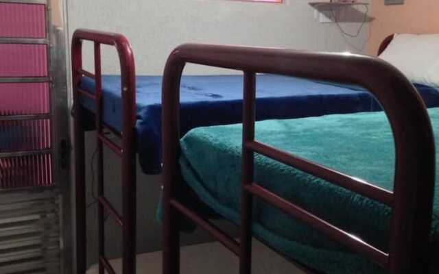 Hola Hostel