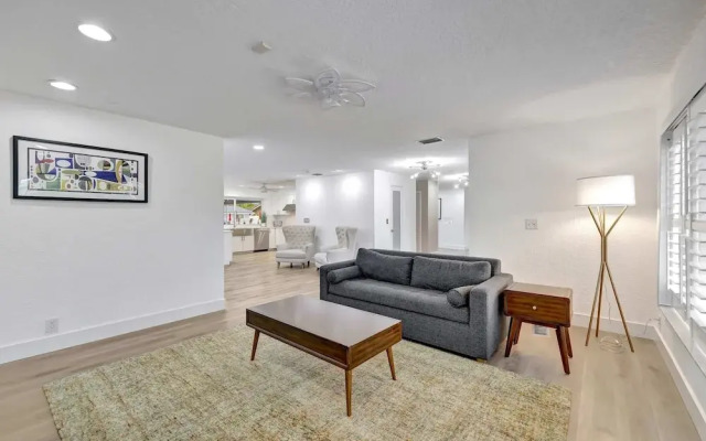 Waterfront Paradise Chic 3 BDR