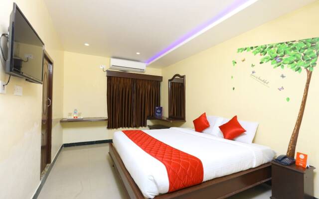 OYO 10199 Hotel B Coral