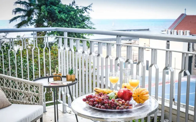 Deluxe 2BD Jaffa Dreams W Pool & Parking
