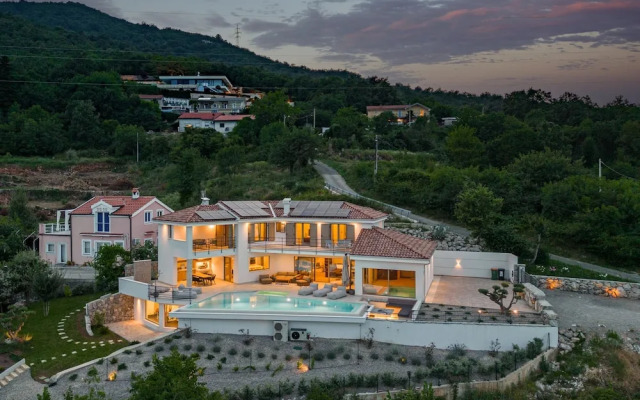 Luxury Villa Dana Indoor Pool and Sauna