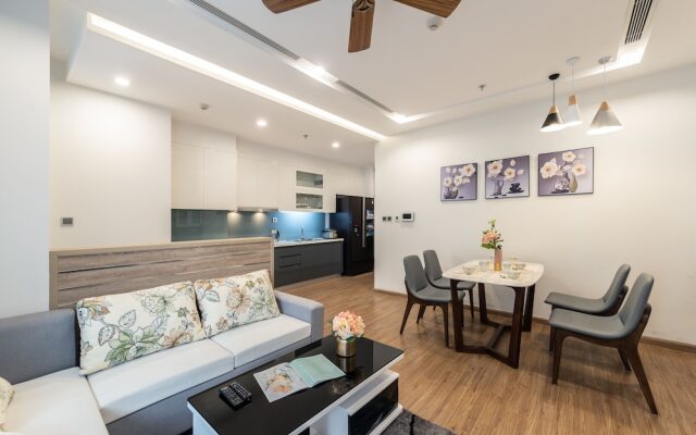 Sweet Apartment in Vinhomes Metropolis