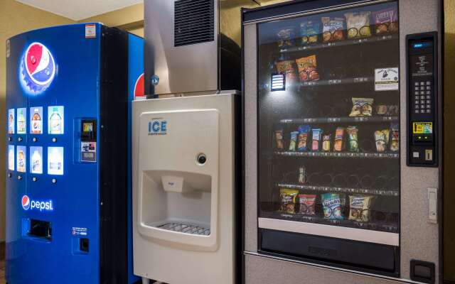 Quality Inn & Suites Syracuse Fairgrounds