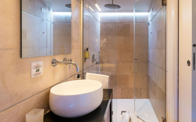 Re Dionisio Luxury Suites