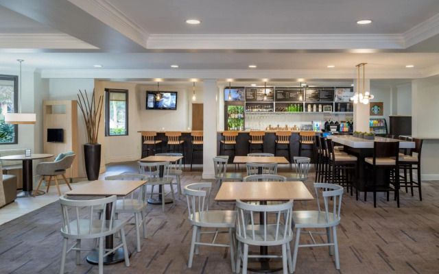 Courtyard by Marriott - Naples