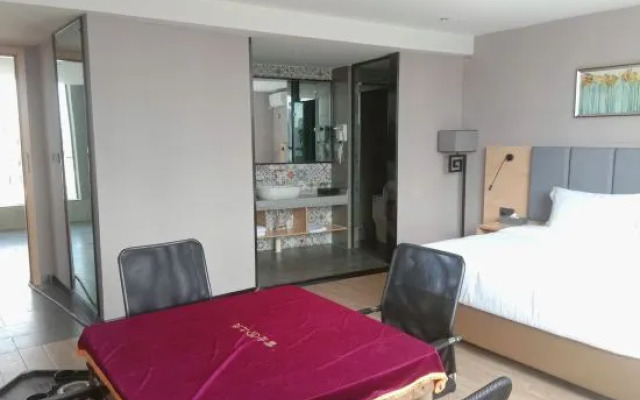 Danzhou Guanlan Shangpin International Hotel
