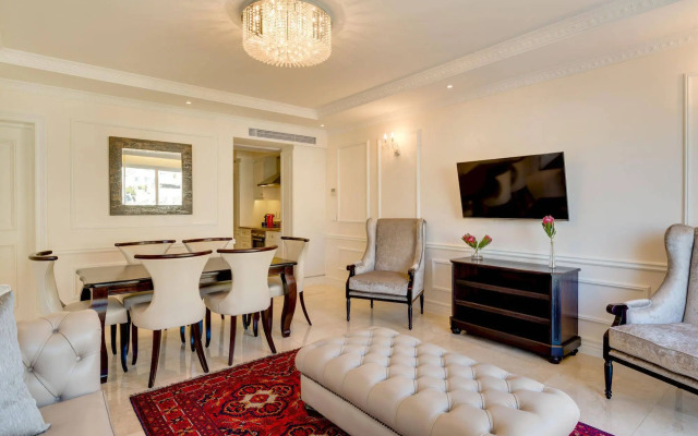 Versailles Luxury Apartments and Suites